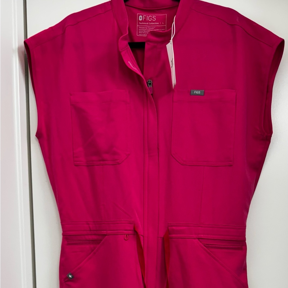 FIGS Rafaela Cargo Jogger Scrub Jumpsuit | Size L | NWT | Pink
